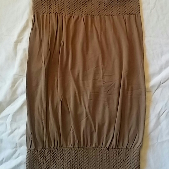 Sale $7 items 3/$15 Sleeveless Tube Top - Picture 4 of 5